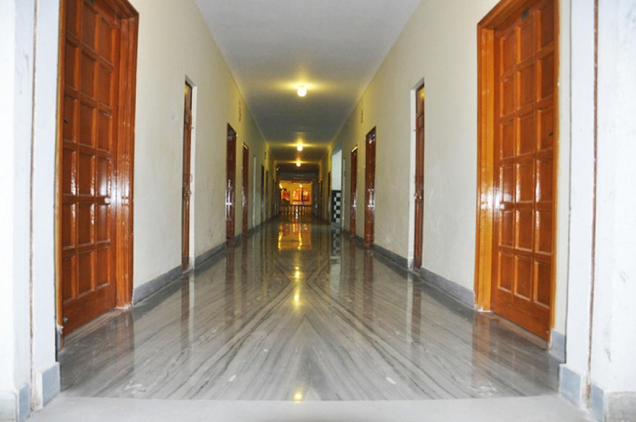 Hotel Padmini Chittorgarh Ngoại thất bức ảnh